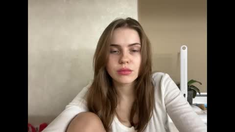 Snapshot of maryyourr chatting on December 2025 09:42:01 PM MaryYourr online show from December 2025 09:42:01 PM