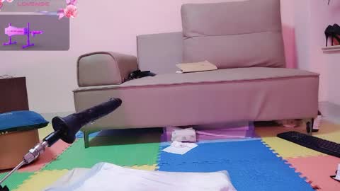 maryzhong online show from April 2026 12:27:01 PM