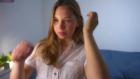 Sunny online show from March 2026 08:56:02 PM