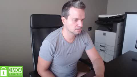 Snapshot of maschiodavide89 chatting on October 2025 06:43:01 AM David online show from October 2025 06:43:01 AM