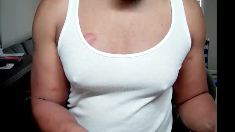 Snapshot of masculine9hard210085 chatting on December 2025 06:24:02 PM masculine9hard210085 online show from December 2025 06:24:02 PM