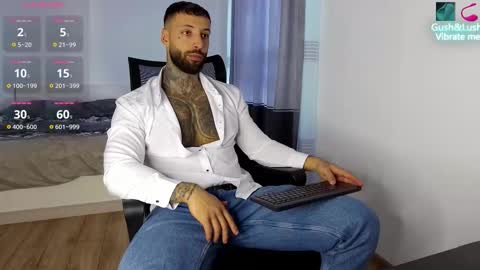 masculineguy69 online show from October 2025 11:58:01 AM