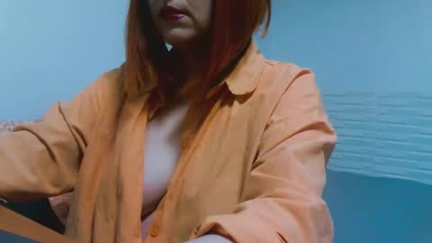 Snapshot of mashaforever7 chatting on October 2025 09:51:01 AM mashaforever7 online show from October 2025 09:51:01 AM