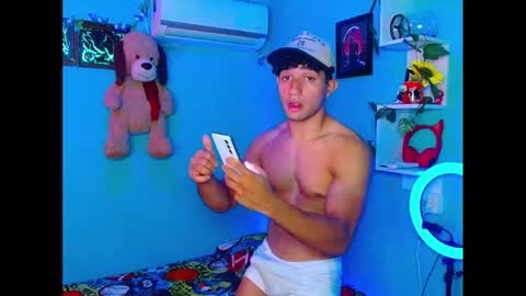 Snapshot of mask_david chatting on October 2025 03:03:01 PM mask_david online show from October 2025 03:03:01 PM