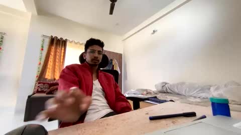 Mask Boy online show from December 2024 03:30:02 AM