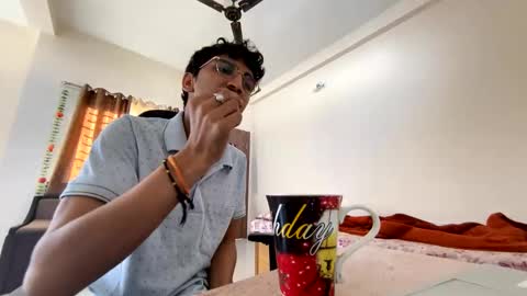 Mask Boy online show from February 2025 03:13:02 AM