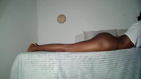 Snapshot of masked_shy_girl chatting on April 2026 09:16:02 PM masked_shy_girl online show from April 2026 09:16:02 PM