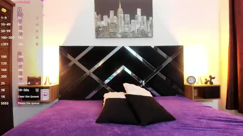 Scarlet  online show from April 2026 06:15:01 PM