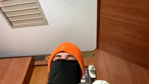 Snapshot of maskedman231 chatting on December 2024 03:44:01 PM MaskedMan online show from December 2024 03:44:01 PM