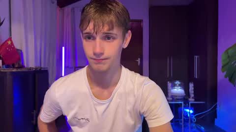 Mason online show from October 2025 10:43:02 PM