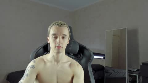 Snapshot of mason_warhol chatting on December 2024 09:41:01 AM Mason online show from December 2024 09:41:01 AM