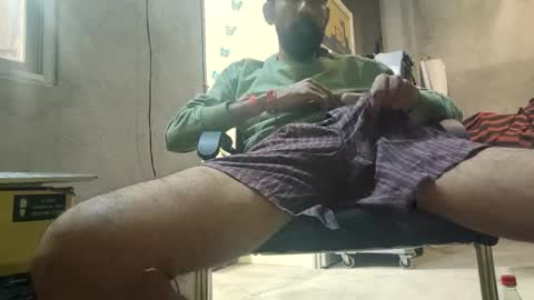 Mass online show from October 2025 03:14:02 PM