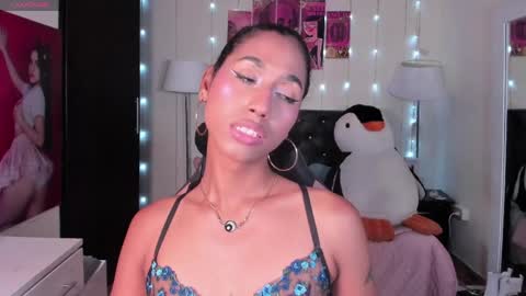 massielhot online show from April 2026 08:09:02 PM