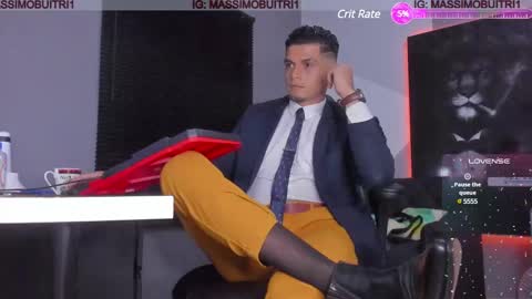 I am Massimo online show from January 2025 12:31:01 AM