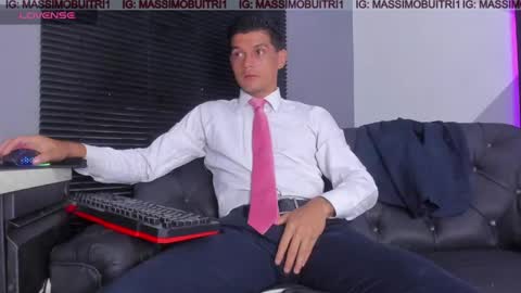 I am Massimo online show from April 2026 12:49:02 AM