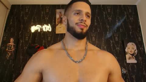 massimo_greco2 online show from September 2025 09:41:02 PM