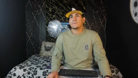 massimo_vidal online show from February 2026 02:10:01 PM