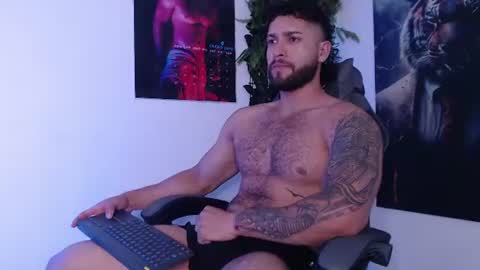 Snapshot of massimofiore_ chatting on July 2026 07:32:02 PM Massimo online show from July 2026 07:32:02 PM