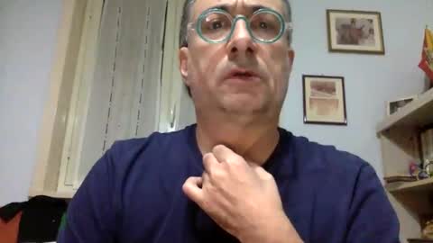 Snapshot of massimoxsempre chatting on December 2024 12:42:02 AM massimoxsempre online show from December 2024 12:42:02 AM