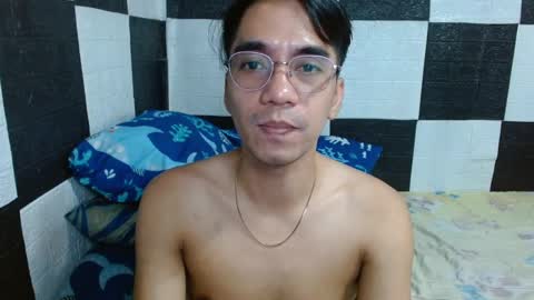 Snapshot of massive_boner02 chatting on December 2024 02:03:02 AM massive_boner02 online show from December 2024 02:03:02 AM