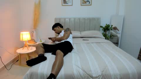 master_boy28 online show from March 2025 09:08:02 PM