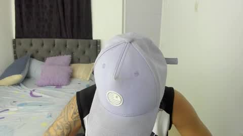 master_boy28 online show from October 2025 12:43:02 AM