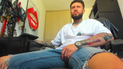 steven  online show from January 2025 05:26:01 PM