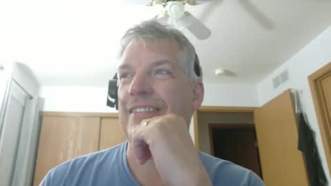 Snapshot of master_thorn chatting on September 2025 02:13:02 AM Master Thorn online show from September 2025 02:13:02 AM