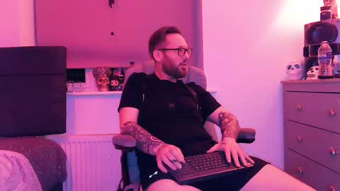 Snapshot of masterbailey chatting on February 2026 11:14:01 PM masterbailey online show from February 2026 11:14:01 PM