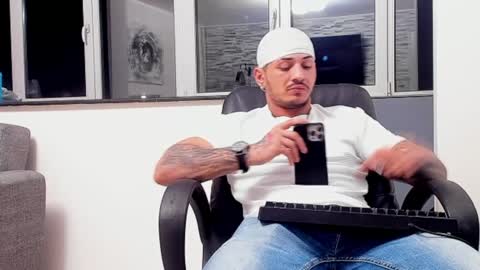 Snapshot of masterchris12 chatting on December 2024 12:12:02 AM masterchris12 online show from December 2024 12:12:02 AM