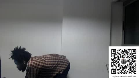 Snapshot of masterdomfuck chatting on April 2026 02:51:02 AM Masterdomfuck online show from April 2026 02:51:02 AM