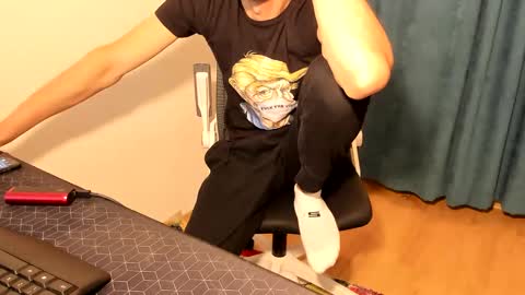 Silly Rabbit  online show from December 2024 01:33:02 PM