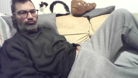 Snapshot of masterp17 chatting on January 2025 08:04:01 PM Master P online show from January 2025 08:04:01 PM