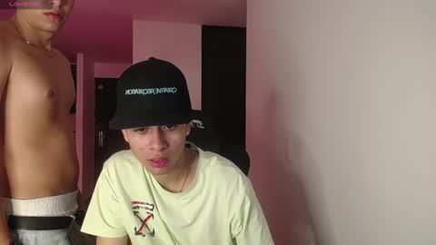 Snapshot of masters_boys chatting on January 2025 01:17:01 AM KONAN online show from January 2025 01:17:01 AM