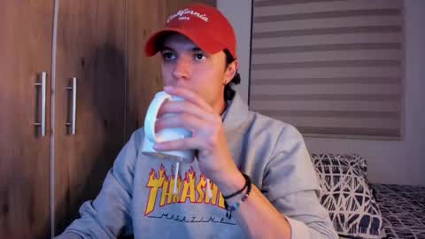 mastrangelo_x online show from October 2025 03:53:01 AM