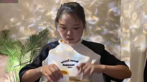 SuSu online show from September 2025 08:05:01 AM