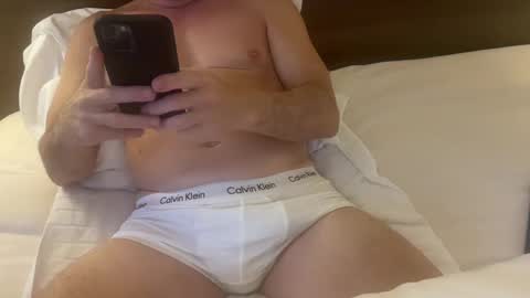 Snapshot of mat0891 chatting on November 2025 10:32:02 PM mat0891 online show from November 2025 10:32:02 PM