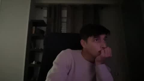 Aaron online show from November 2025 04:13:02 PM