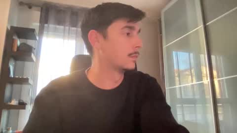 Aaron online show from November 2025 04:18:01 PM