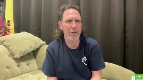 Snapshot of matchingtracksuits chatting on January 2025 08:13:02 PM Jer and Kel online show from January 2025 08:13:02 PM