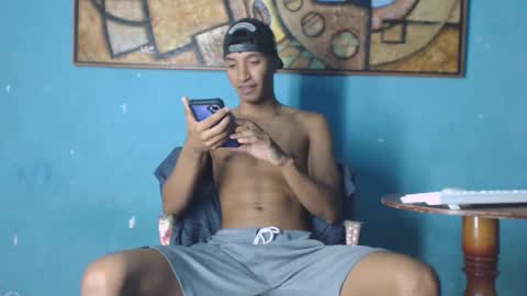 matteo online show from December 2025 12:18:02 AM