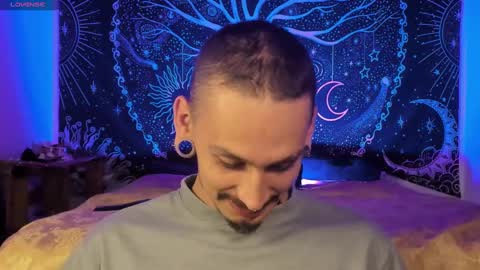 Mateo online show from February 2025 01:02:02 AM