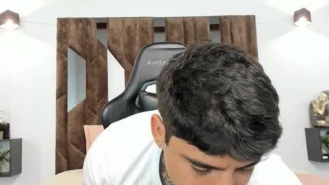 mateo_dilucajs1 online show from September 2025 08:01:02 PM