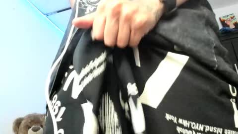 mateo_escobar online show from October 2025 03:29:01 AM