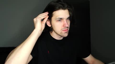 mateo_zeus online show from February 2026 09:44:01 PM