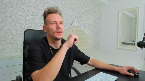 MateoBenjamin online show from December 2024 05:48:01 PM