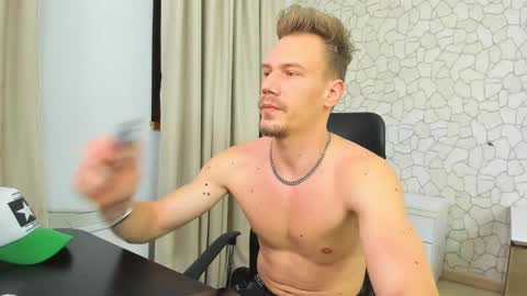 MateoBenjamin online show from January 2025 08:25:02 PM