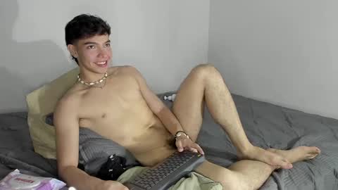 Mateo Santiago online show from December 2024 08:12:01 AM