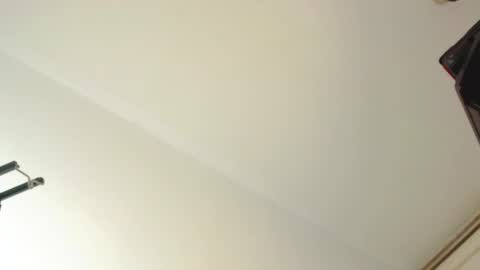 STRURIBE ON INSTAGRAM online show from February 2025 11:13:02 PM