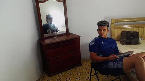 mathews__ online show from January 2026 03:20:02 AM